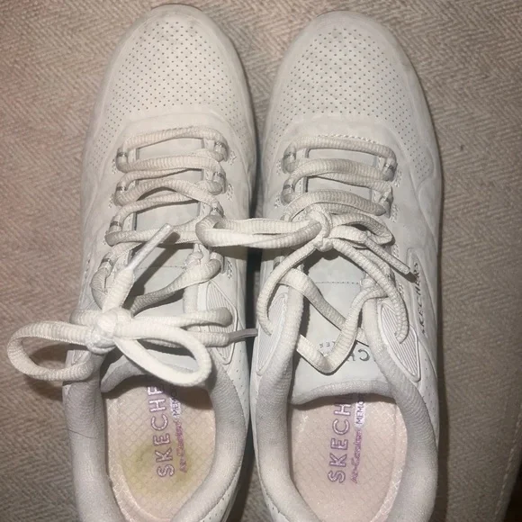 Skechers Women's Cream Cheetah Print Sneakers - Picture 3 of 6